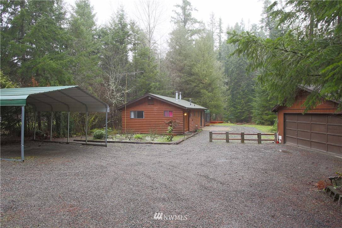 13708 Otter Court SE, Rainier, WA 98576