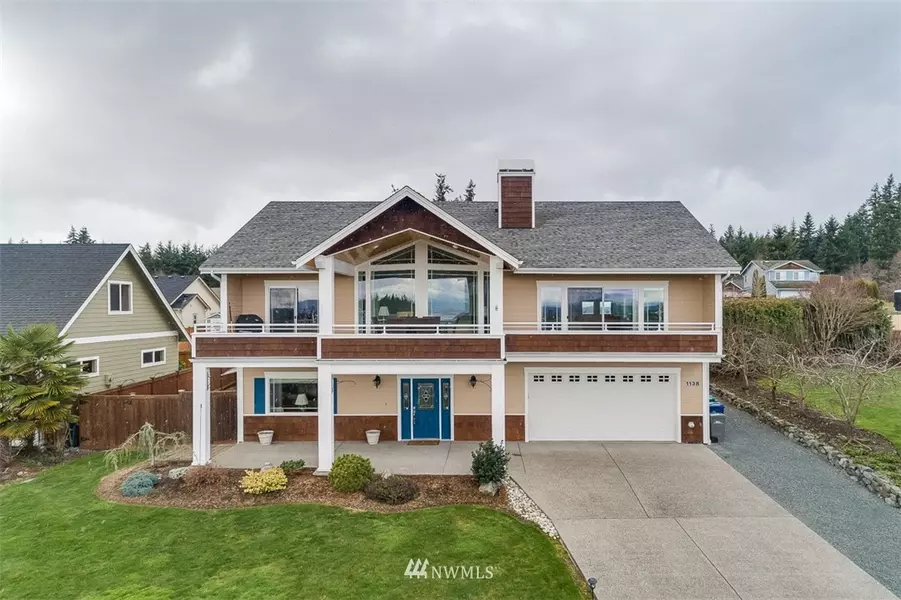 1138 Rolling DR, Camano Island, WA 98282