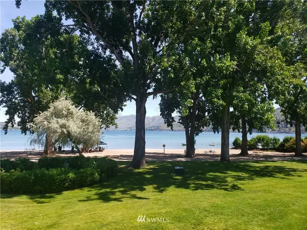 1 Beach 535-K, Manson, WA 98831