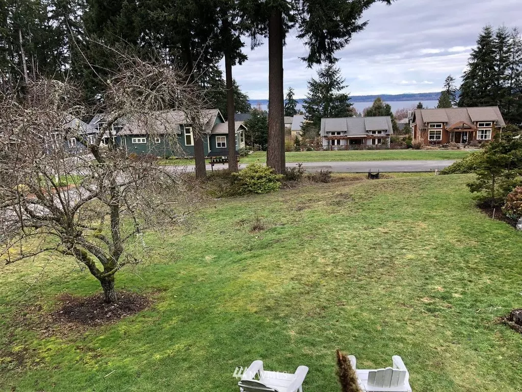 Langley, WA 98260,1025 Village LOOP