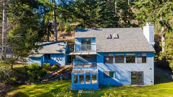 236 E Welcher RD, Coupeville, WA 98239