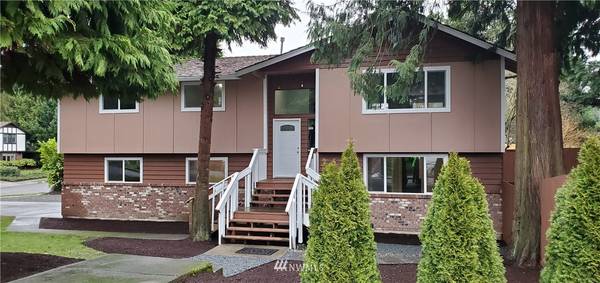 2502 38th AVE SE, Puyallup, WA 98374