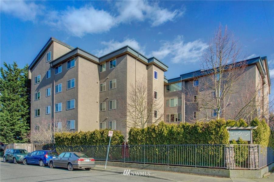 14300 32nd AVE NE #403, Seattle, WA 98125