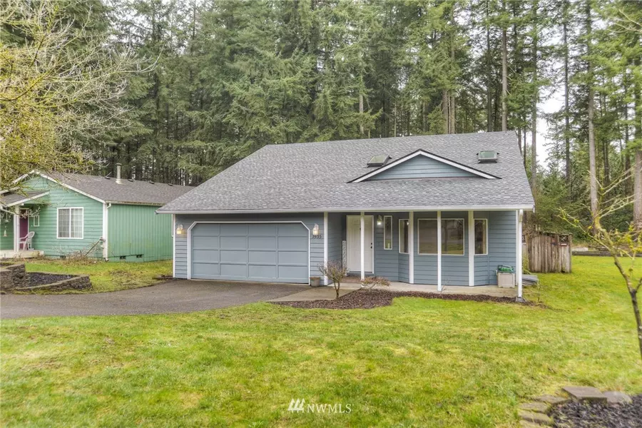 7433 Kittiwake DR SE, Olympia, WA 98513