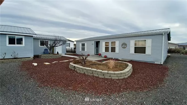 407 Apple PL SW, Mattawa, WA 99349