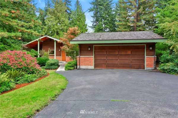 10829 Kulshan RD, Woodway, WA 98020