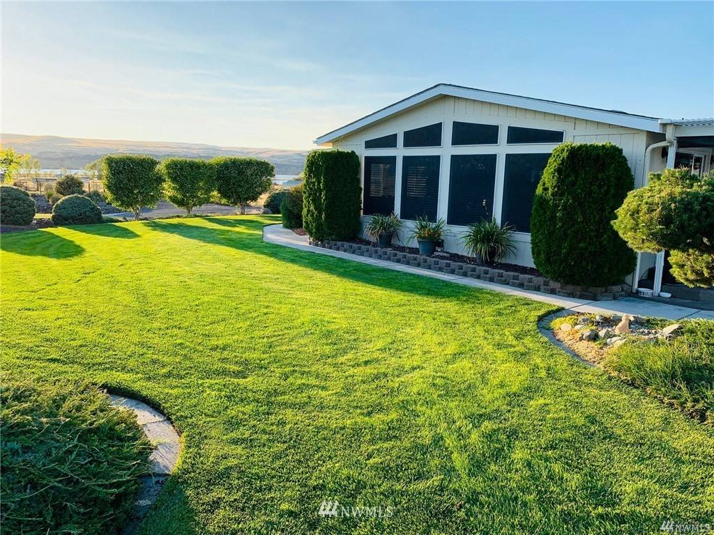 708 Sunset BLVD SW, Mattawa, WA 99349
