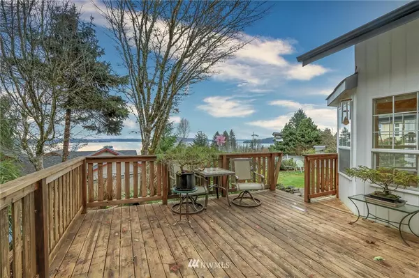 Port Orchard, WA 98366,4046 Lasada LN SE