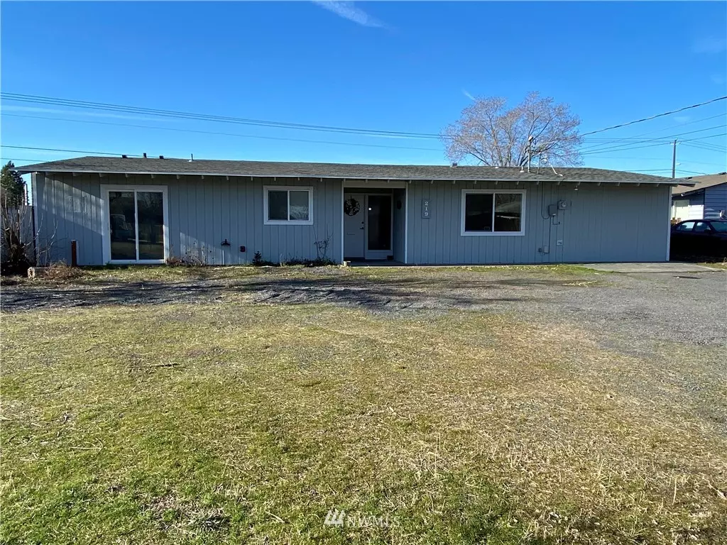 Moses Lake, WA 98837,219 Carswell DR