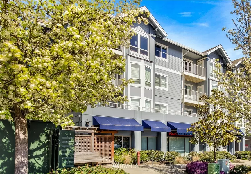 300 NE High School RD #408, Bainbridge Island, WA 98110