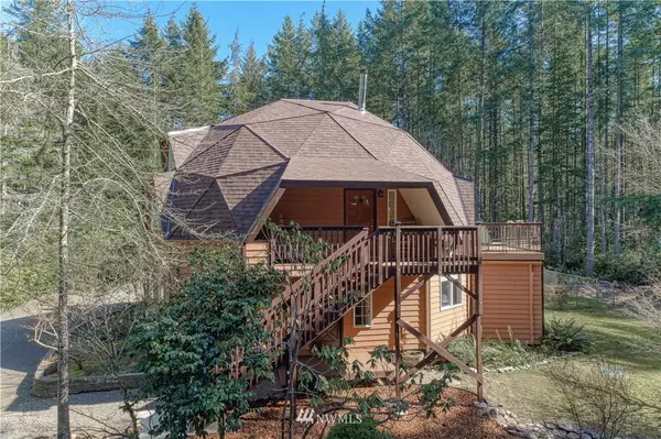 1500 NW Mushroom LN, Poulsbo, WA 98370