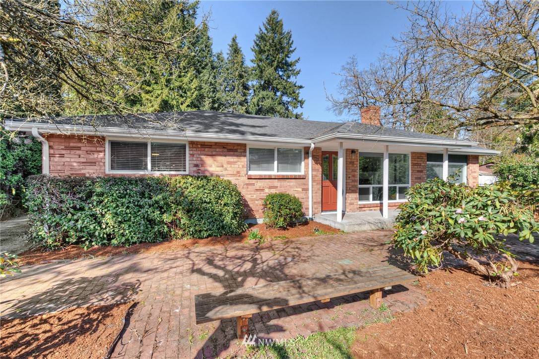 2810 NE 115th Street, Seattle, WA 98125