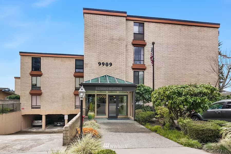 9909 NE 1st ST #304, Bellevue, WA 98004