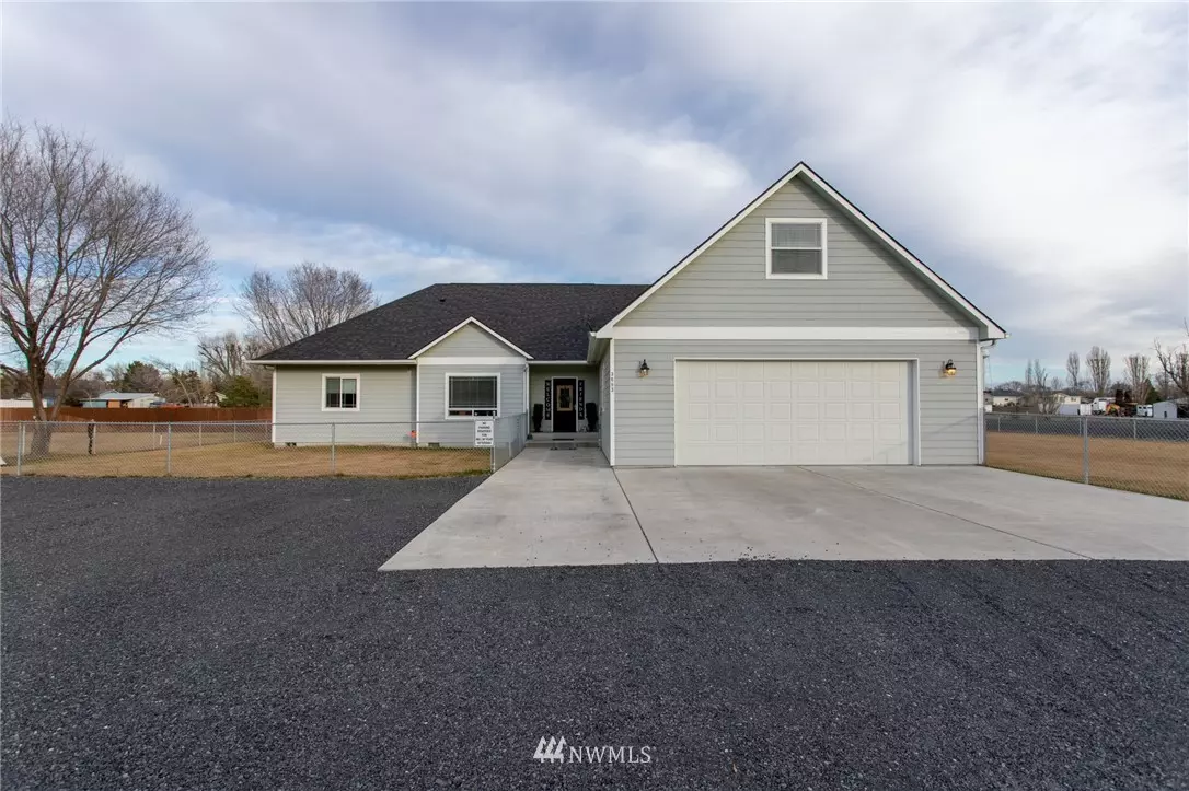 Moses Lake, WA 98837,3893 Evans LN NE