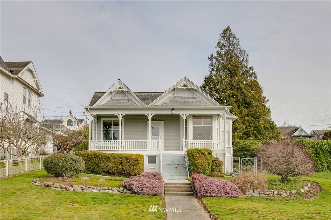 1013 15th ST, Bellingham, WA 98225