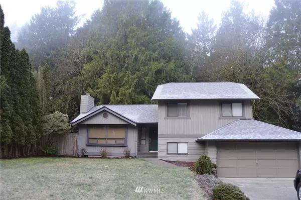 8221 Winchester CT NW, Bremerton, WA 98311