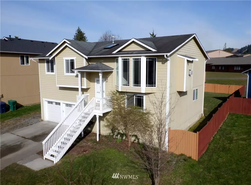 Granite Falls, WA 98252,217 Hemming Way