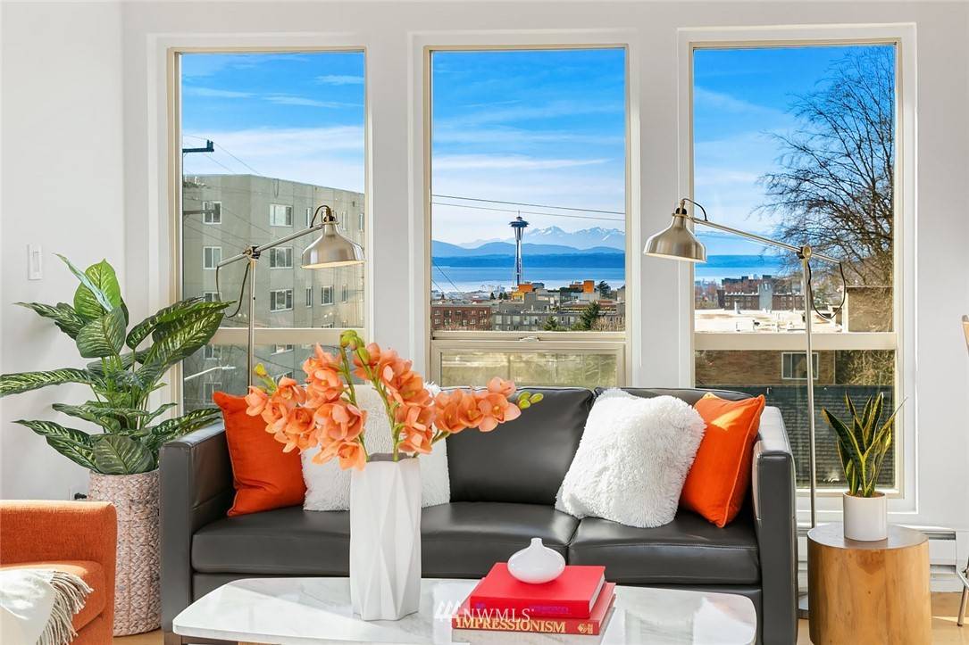 601 14th AVE E #405, Seattle, WA 98112