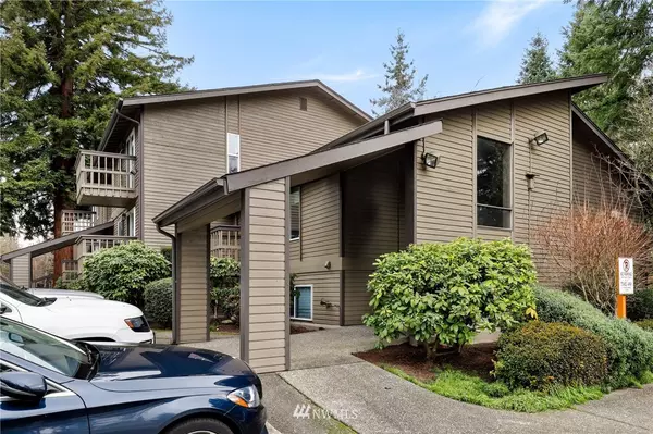 14620 NE 35th ST #207, Bellevue, WA 98007