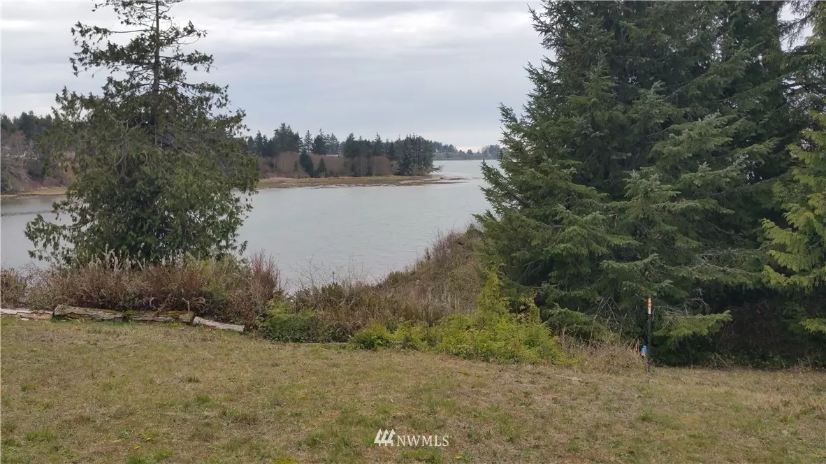 South Bend, WA 98586,0 Cedar Lane