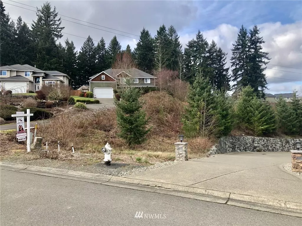 Lake Tapps, WA 98391,2514 171st AVE E