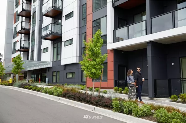 1085 103rd AVE NE #323, Bellevue, WA 98004