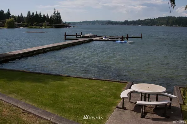 Bellingham, WA 98229,2684 Strawberry Shore DR