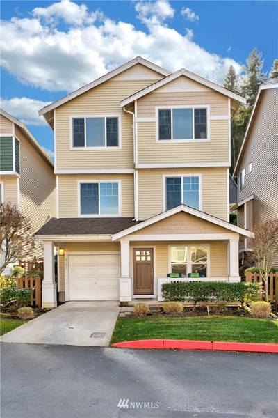 4035 S 213th Ct, Seatac, WA 98198