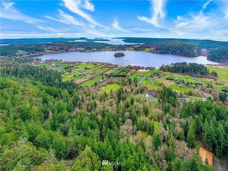 5615 Campbell Lake RD, Anacortes, WA 98221