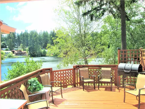 19118 21st ST SW, Lakebay, WA 98349