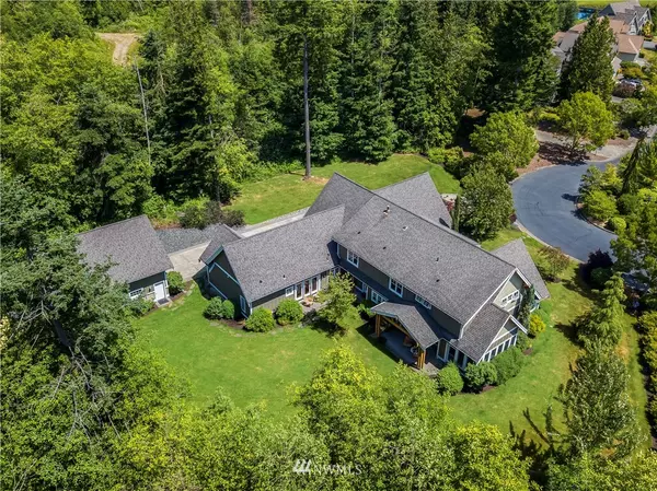 8696 Ashbury CT, Blaine, WA 98230