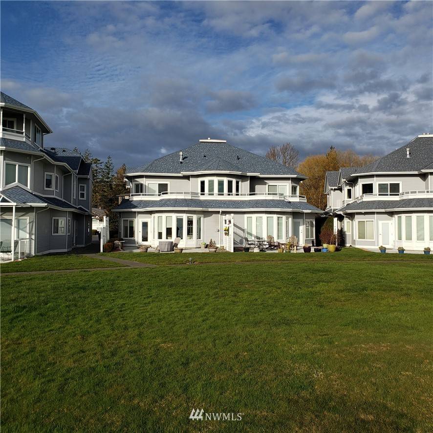909 Marine DR #109, Bellingham, WA 98225