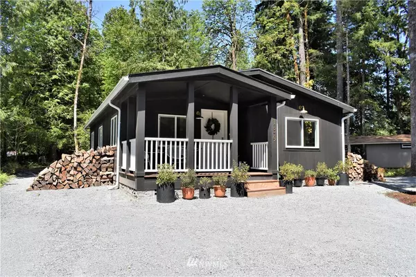 Packwood, WA 98361,139 Holiday LN