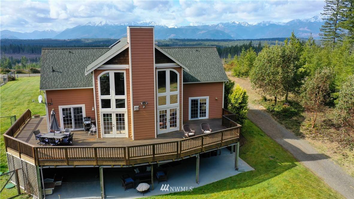 320 NE Lake Ridge DR, Belfair, WA 98528