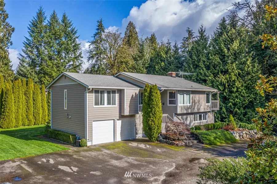 18220 92nd AVE NE, Bothell, WA 98011