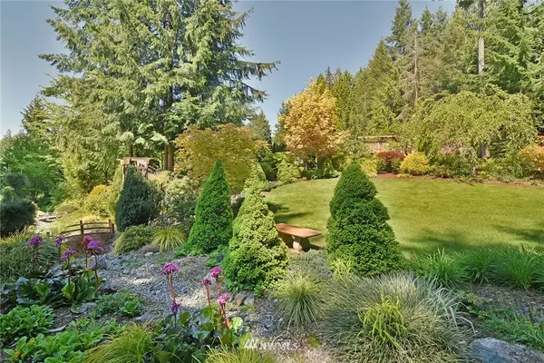 Poulsbo, WA 98370,23988 Vinland CT NW