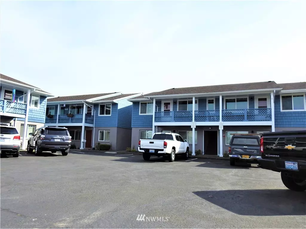 Long Beach, WA 98631,110 Ocean Beach BLVD #8