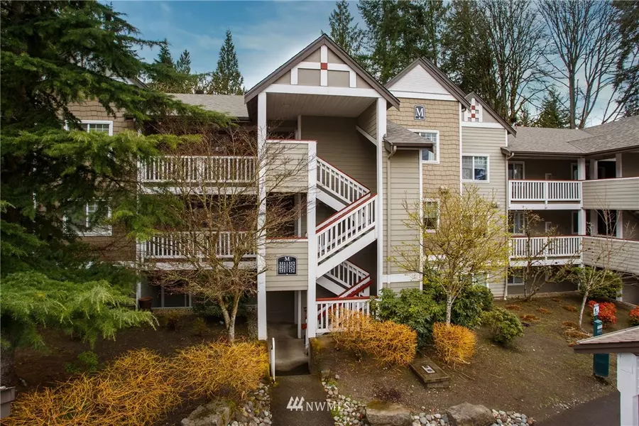 18501 SE Newport WAY #M352, Issaquah, WA 98027