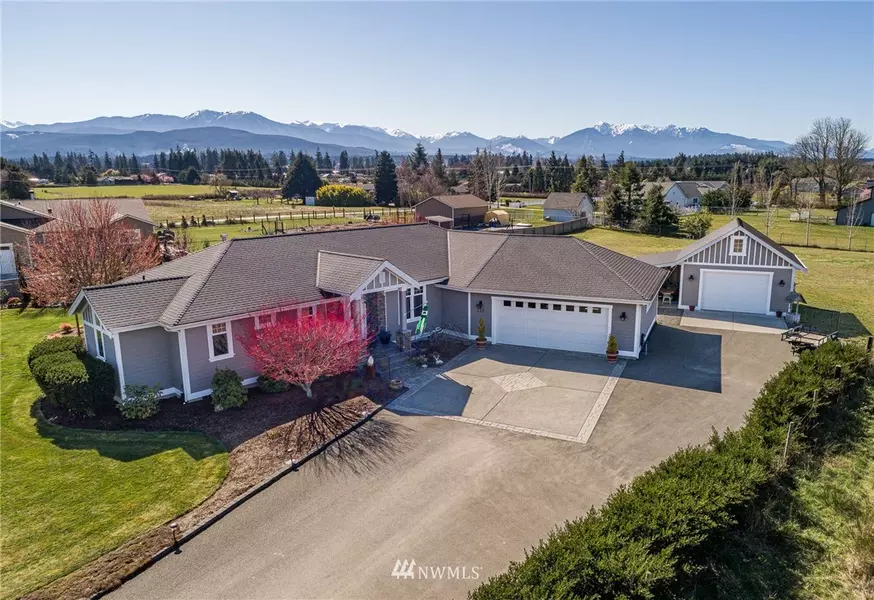 125 Windmill LN, Sequim, WA 98382