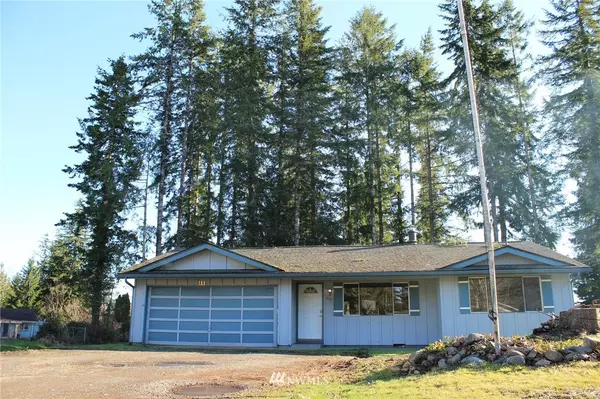 111 Little John LN, Forks, WA 98331