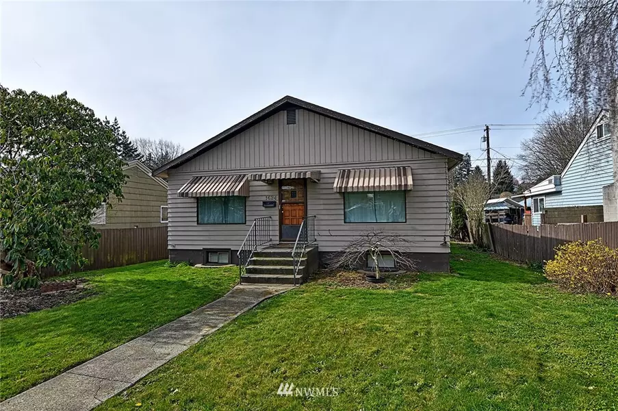 1624 Walnut ST, Everett, WA 98201