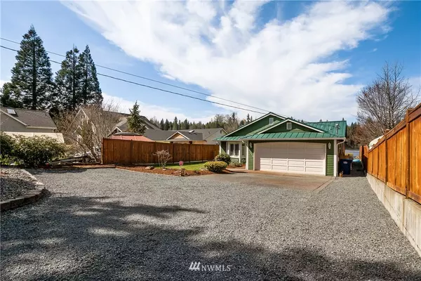 Graham, WA 98338,32526 Benbow DR E