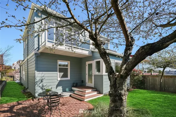 Seattle, WA 98199,2633 W Lynn ST