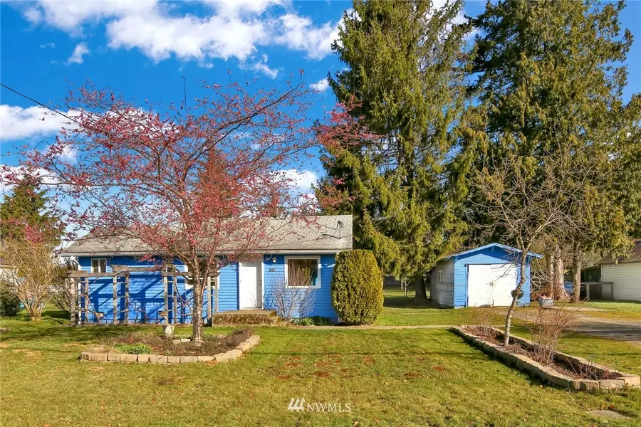 1806 Main ST, Lynden, WA 98264