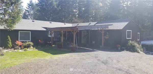 225 N Dubois RD, Ariel, WA 98603