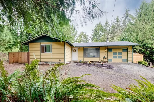 25979 Pioneer WAY NW, Poulsbo, WA 98370