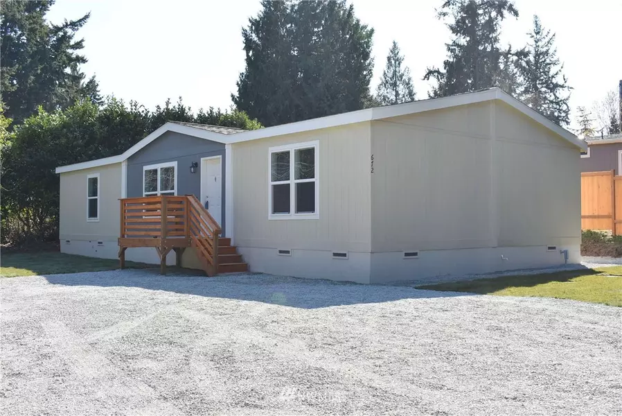 672 Awa LN, Camano Island, WA 98282