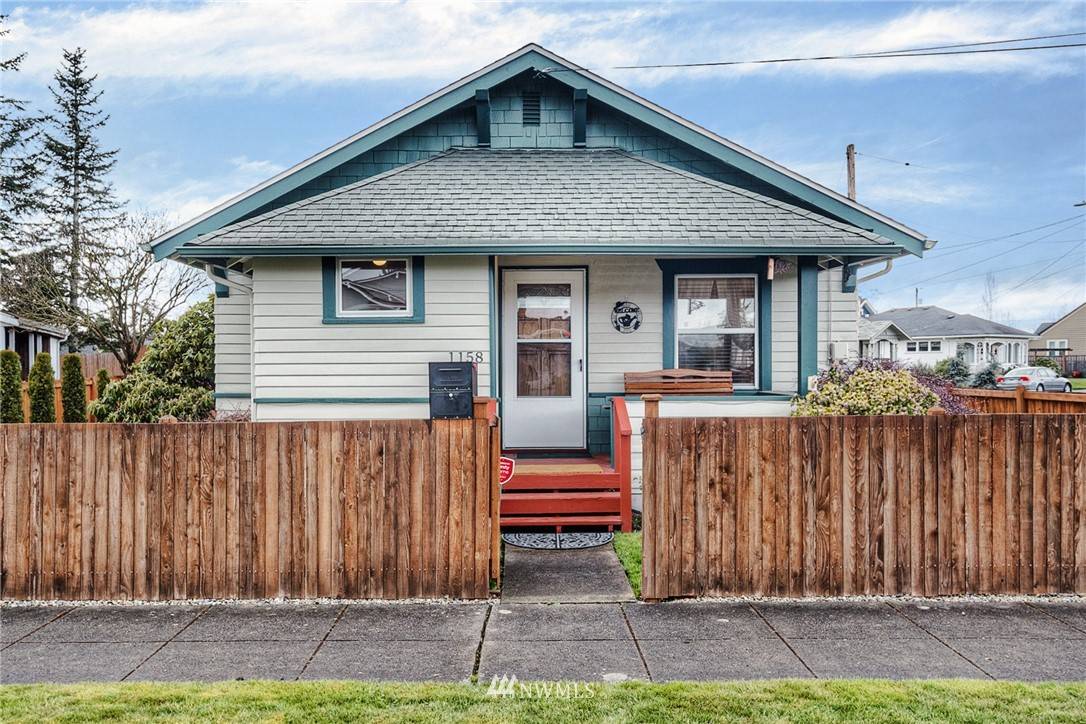1158 Porter ST, Enumclaw, WA 98022