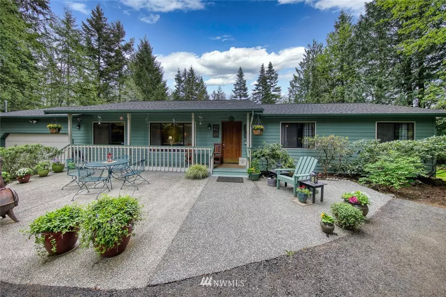 25252 Chris LN NE, Kingston, WA 98346