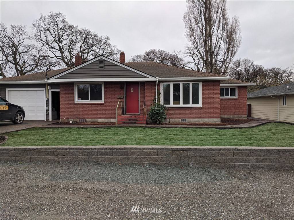 1049 SE 6th AVE, Oak Harbor, WA 98277